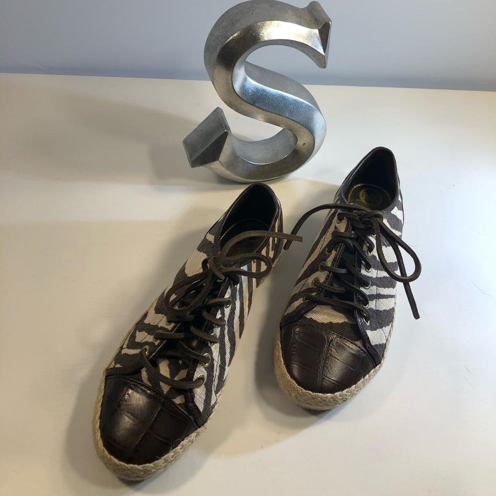 Michael Kors zebra print Sneakers new, size 7
